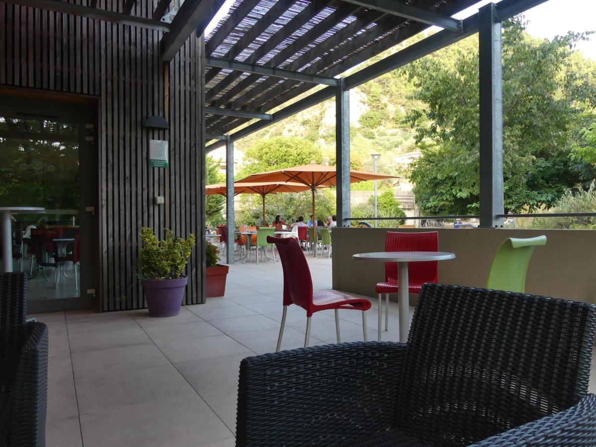 Hotel La Fontaine D'Annibal Buis-les-Baronnies Exterior foto