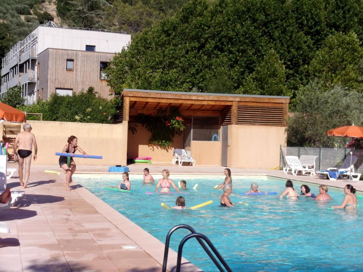 Hotel La Fontaine D'Annibal Buis-les-Baronnies Exterior foto
