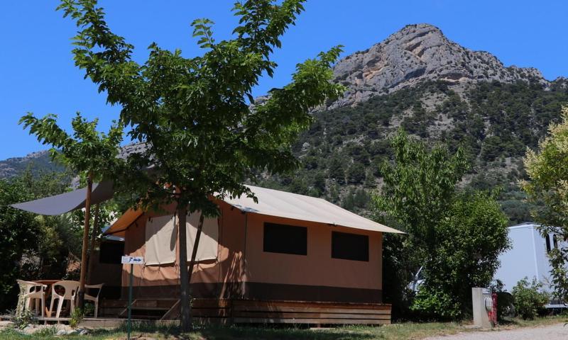 Hotel La Fontaine D'Annibal Buis-les-Baronnies Exterior foto