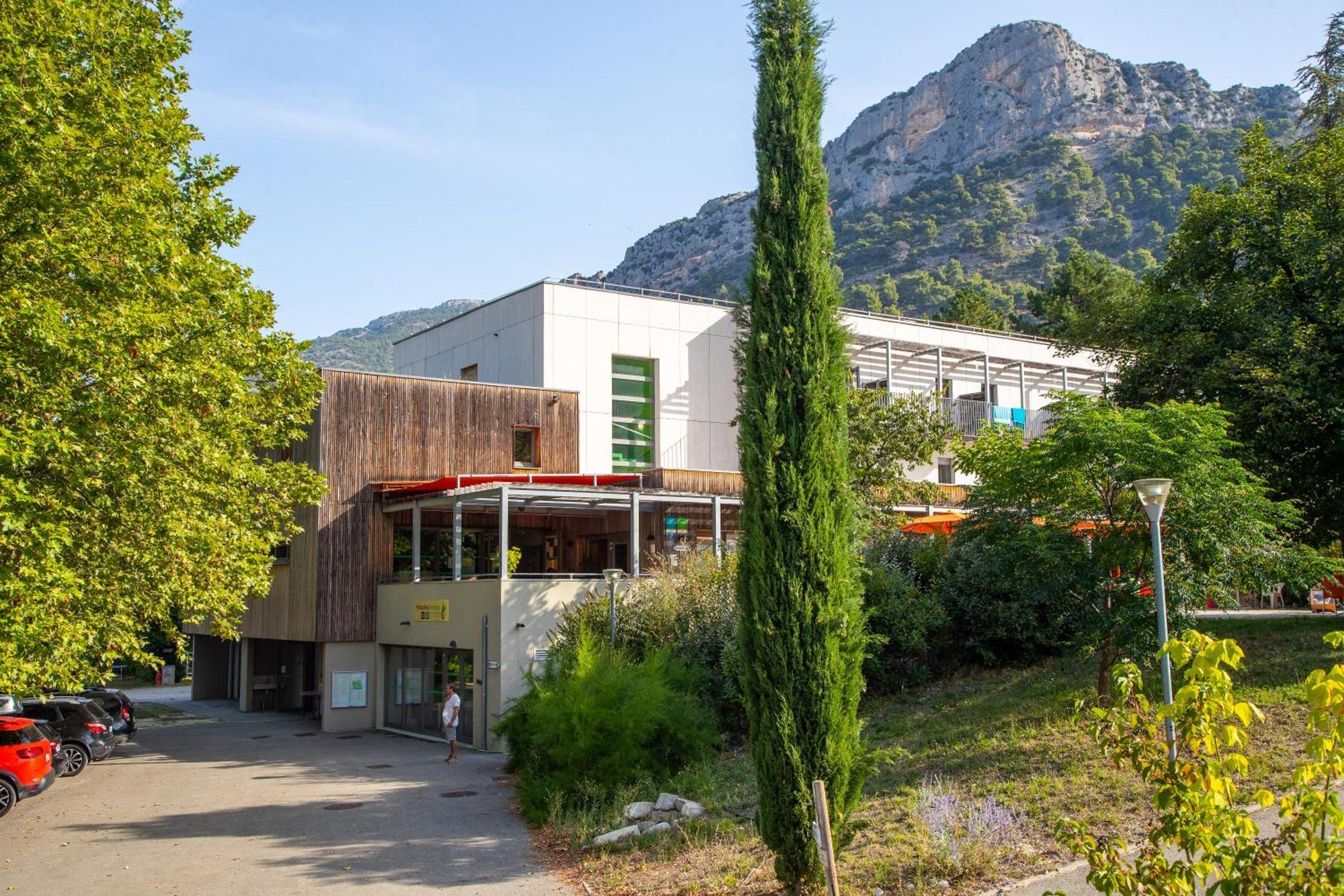Hotel La Fontaine D'Annibal Buis-les-Baronnies Exterior foto